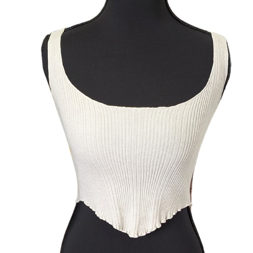 Kendall & Kylie Cream Line-Textured Fitted and Cropped Tank Top | Women's XS